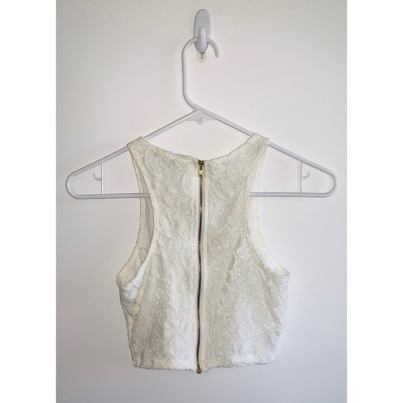 Charlotte Russe white lace crop top small NWT - Picture 3 of 3
